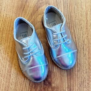 Gap Silver Oxford Shoes